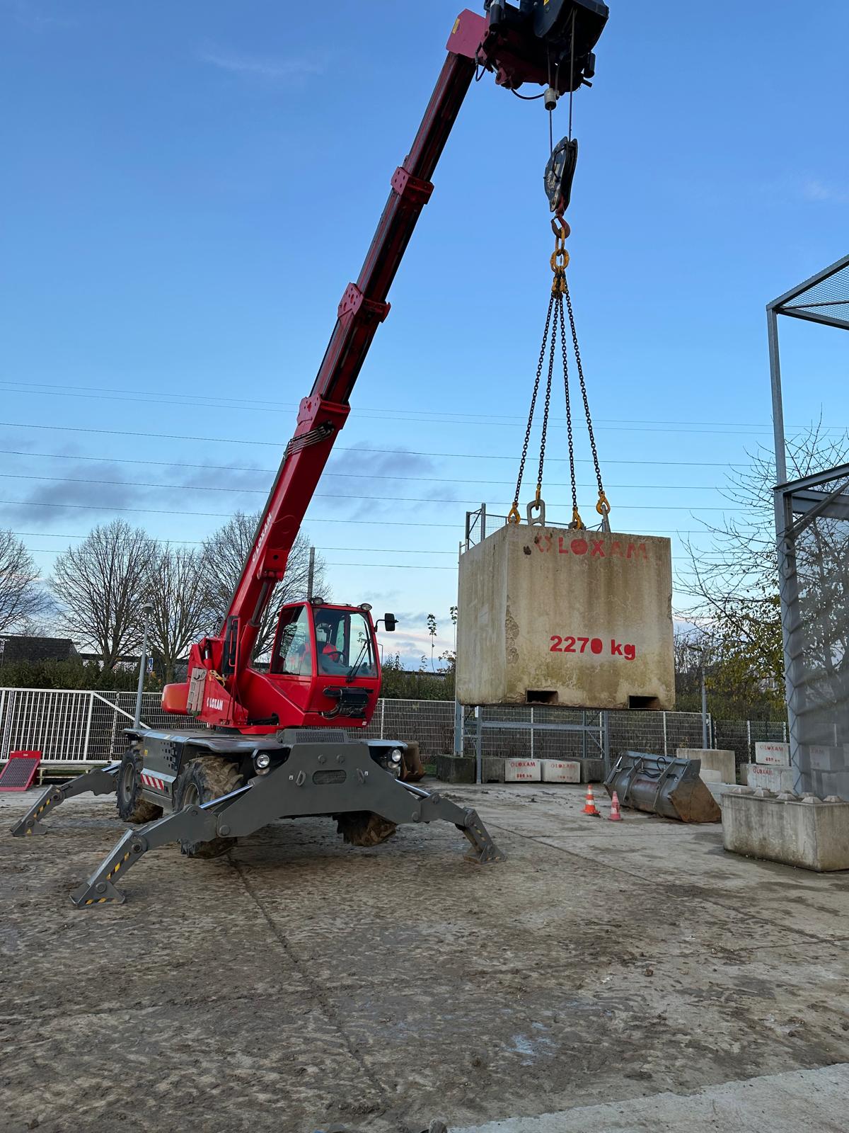 La polyvalence des manuscopiques rotatifs nécessite une maîtrise spécifique des configurations de travail et des règles de sécurité. MRT & Formation